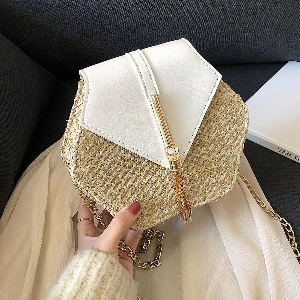 Cartera Pequeña Beige de Diseño Sofisticado